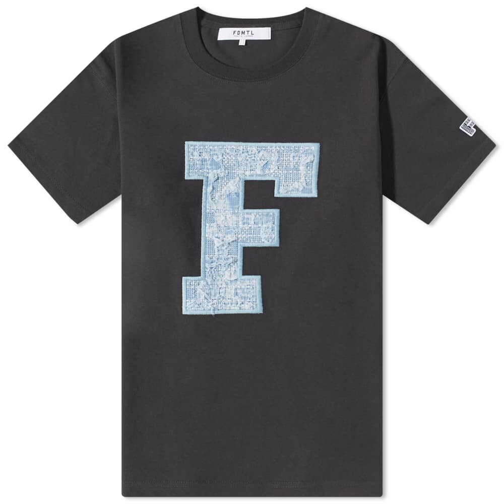

Футболка с нашивкой Fdmtl F