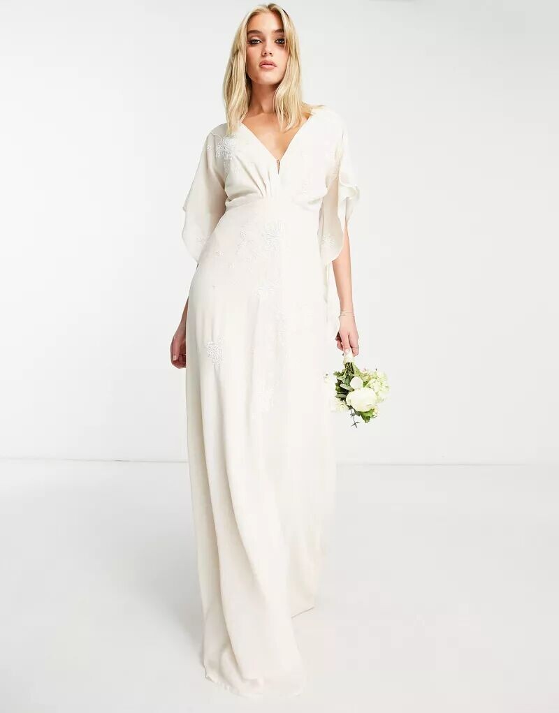 

Платье макси цвета слоновой кости с открытой спиной и рукавами-накидкой Hope & Ivy Bridal