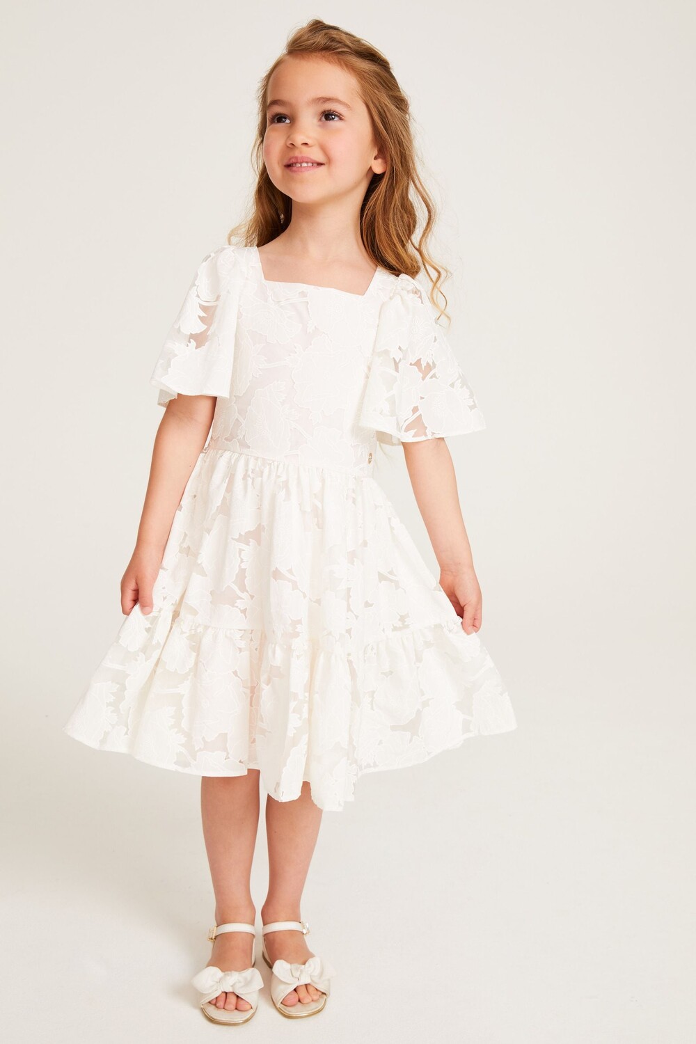 

Белое платье с выгоревшим узором Baker by Ted Baker, белый