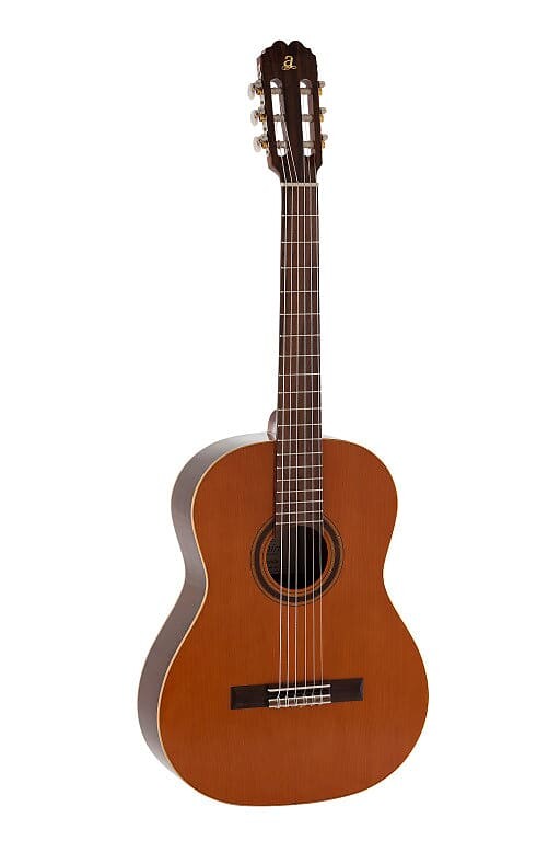 

Акустическая гитара Admira Granada classical guitar with Solid cedar top Student series