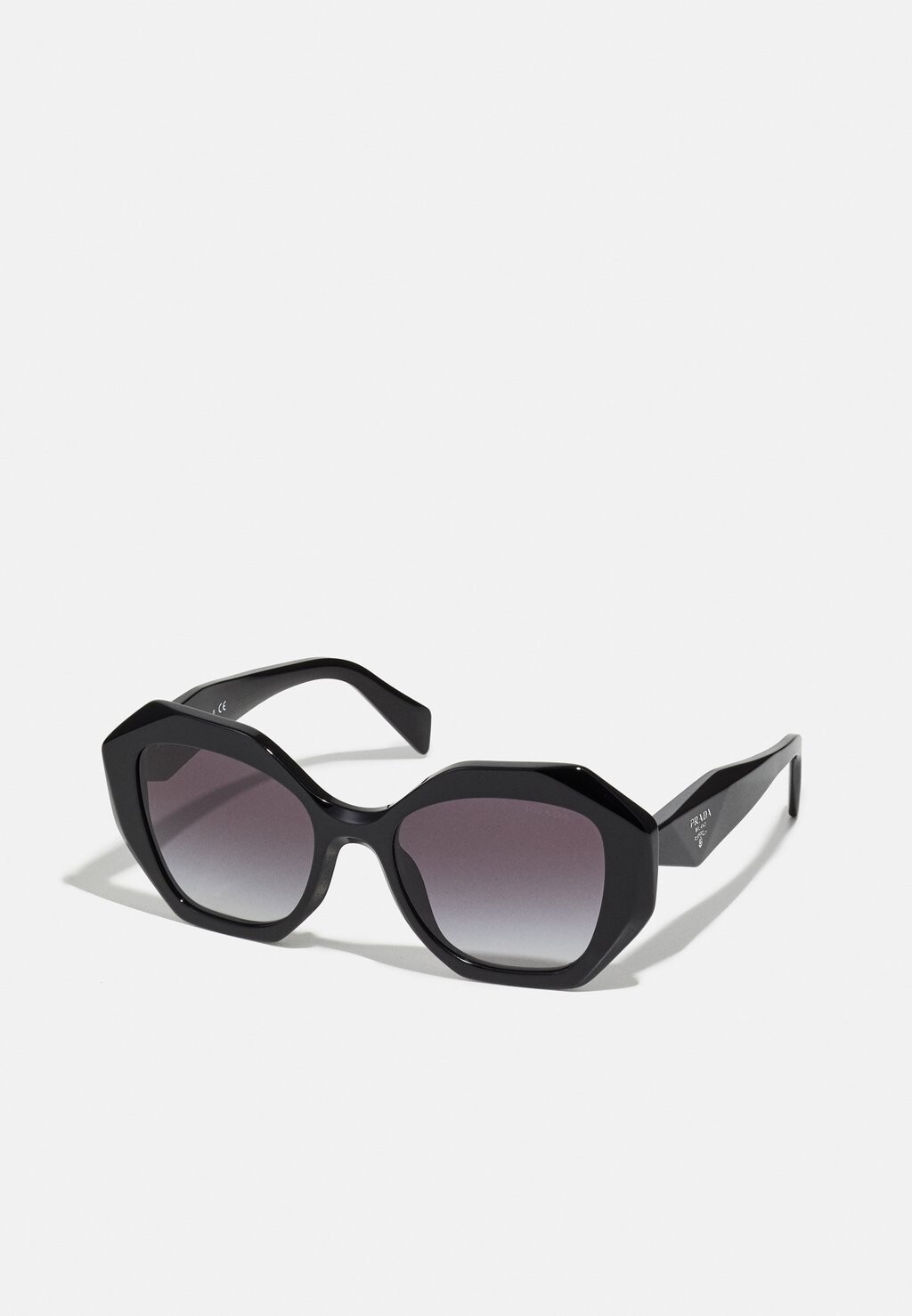 

Солнцезащитные очки Prada, черный