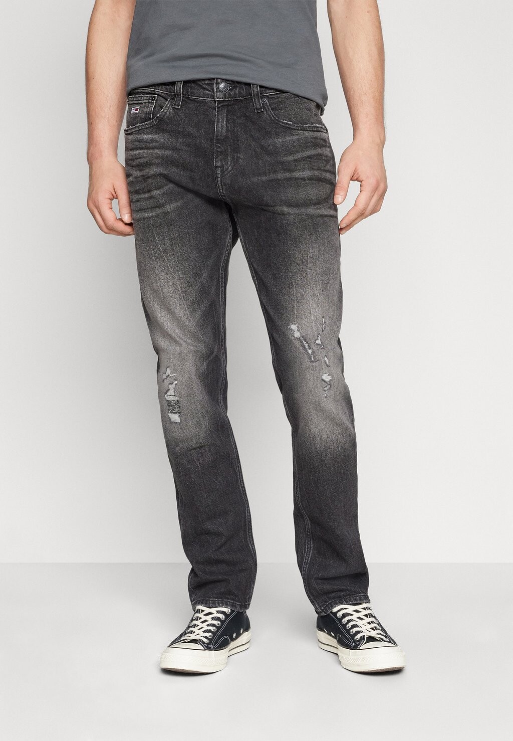

Джинсы зауженного кроя AUSTIN SLIM TAPERED Tommy Jeans, черный деним