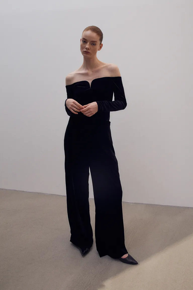 

Плюшевая блузка с открытыми плечами H&M, черный