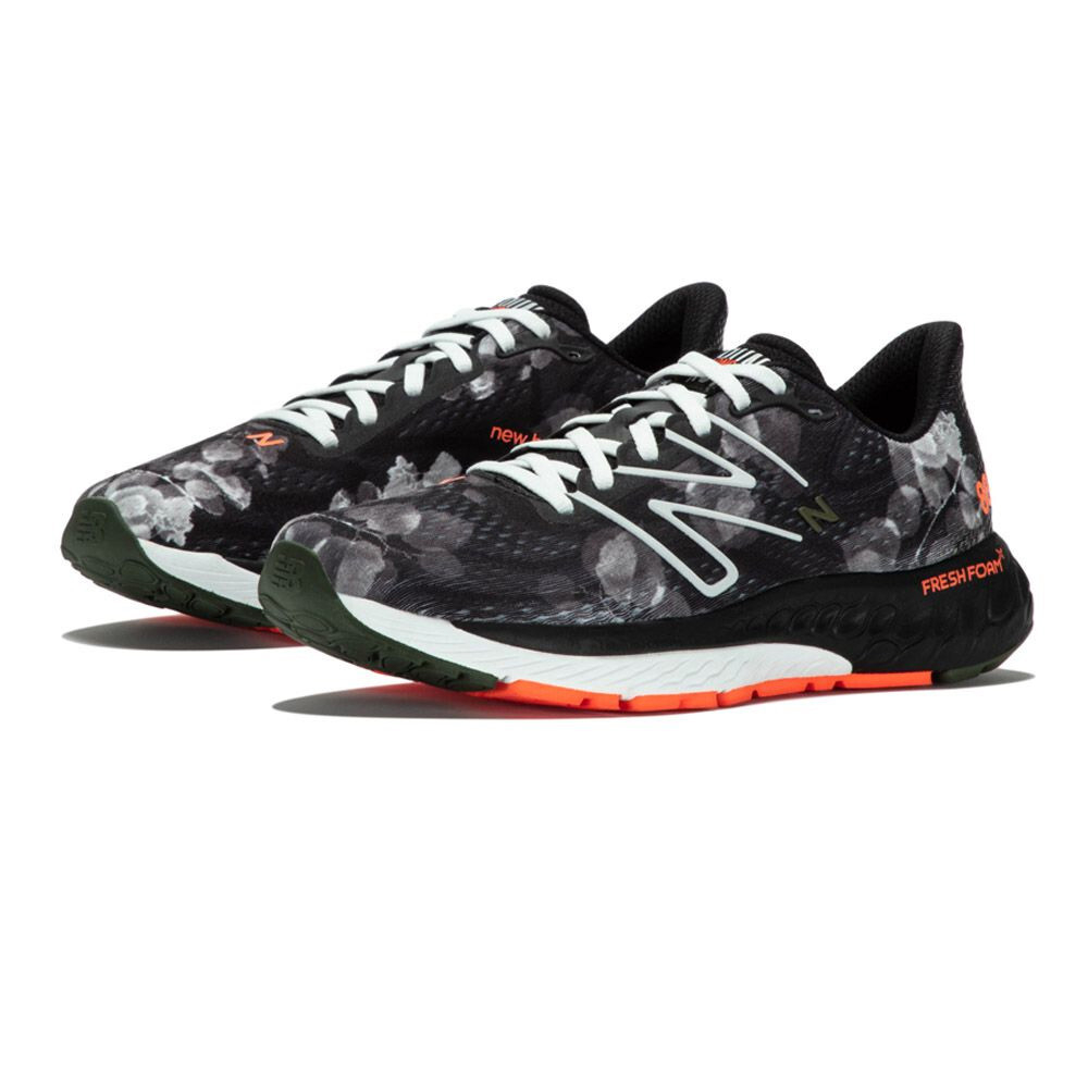 

Кроссовки для бега New Balance London Edition Fresh Foam X 880v13, серый