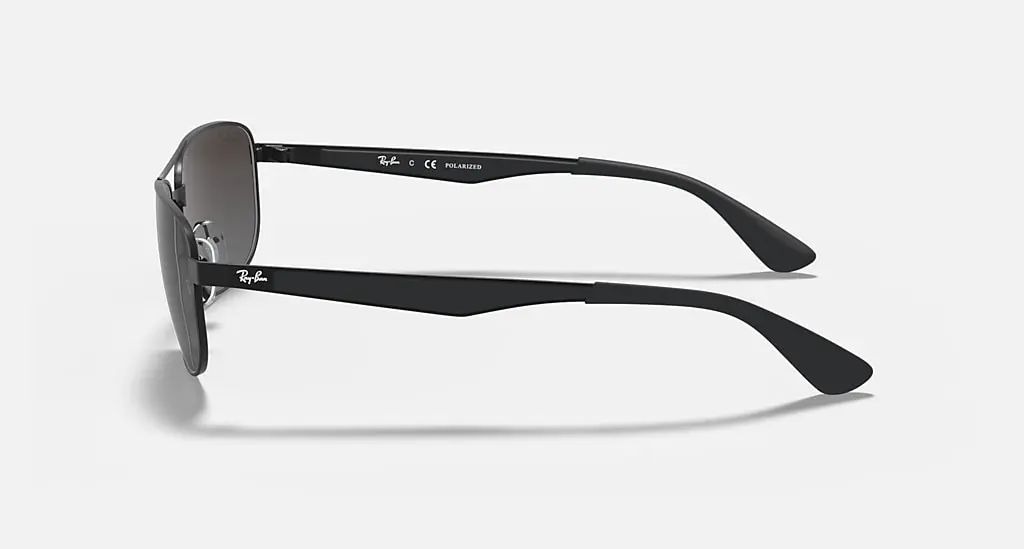 

Солнцезащитные очки Ray-Ban RB3528, серебряный