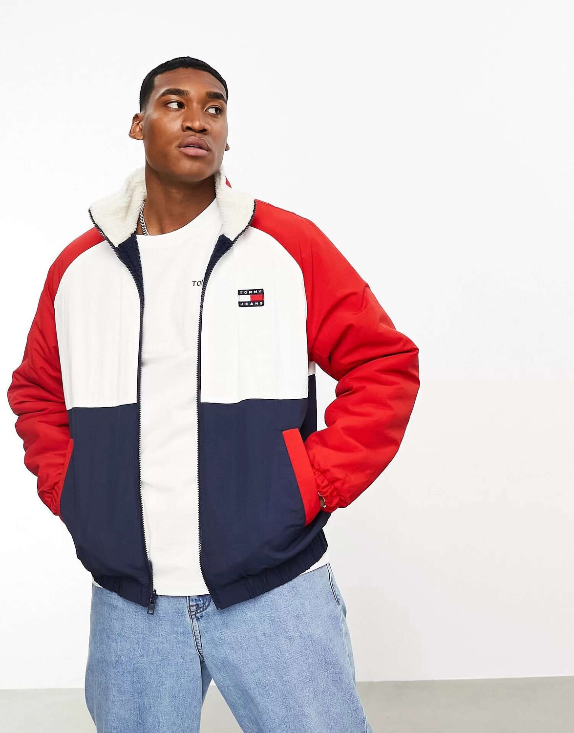 

Двусторонняя куртка из шерпы Tommy Jeans