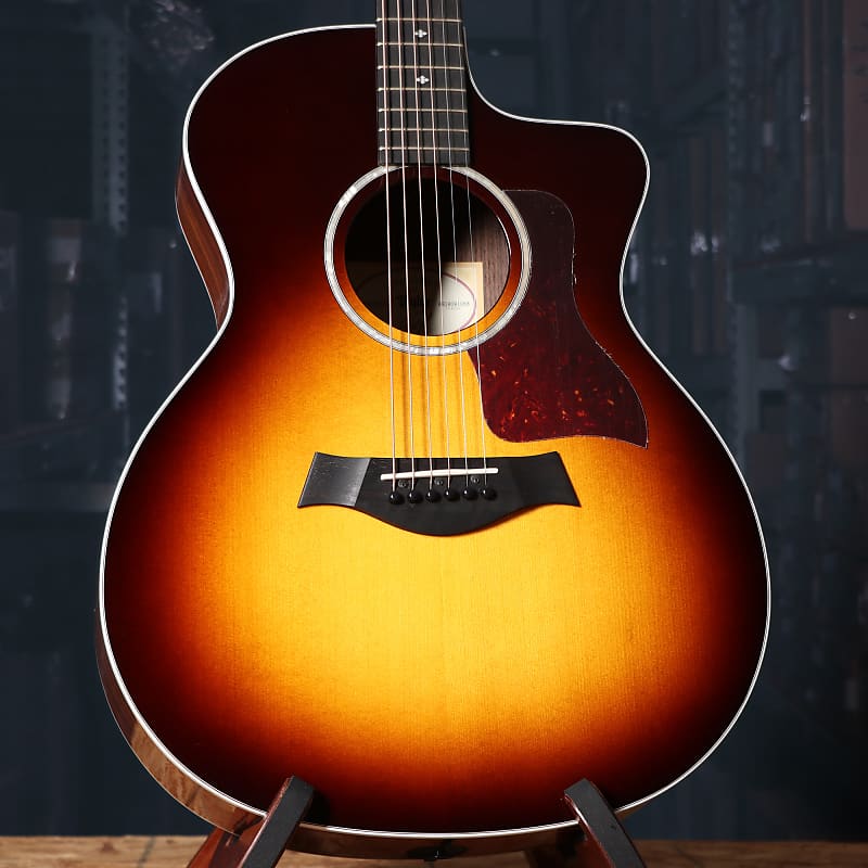 Акустическая гитара Taylor 214ce-SB-DLX Sunburst Deluxe Grand Auditorium Acoustic Electric Guitar
