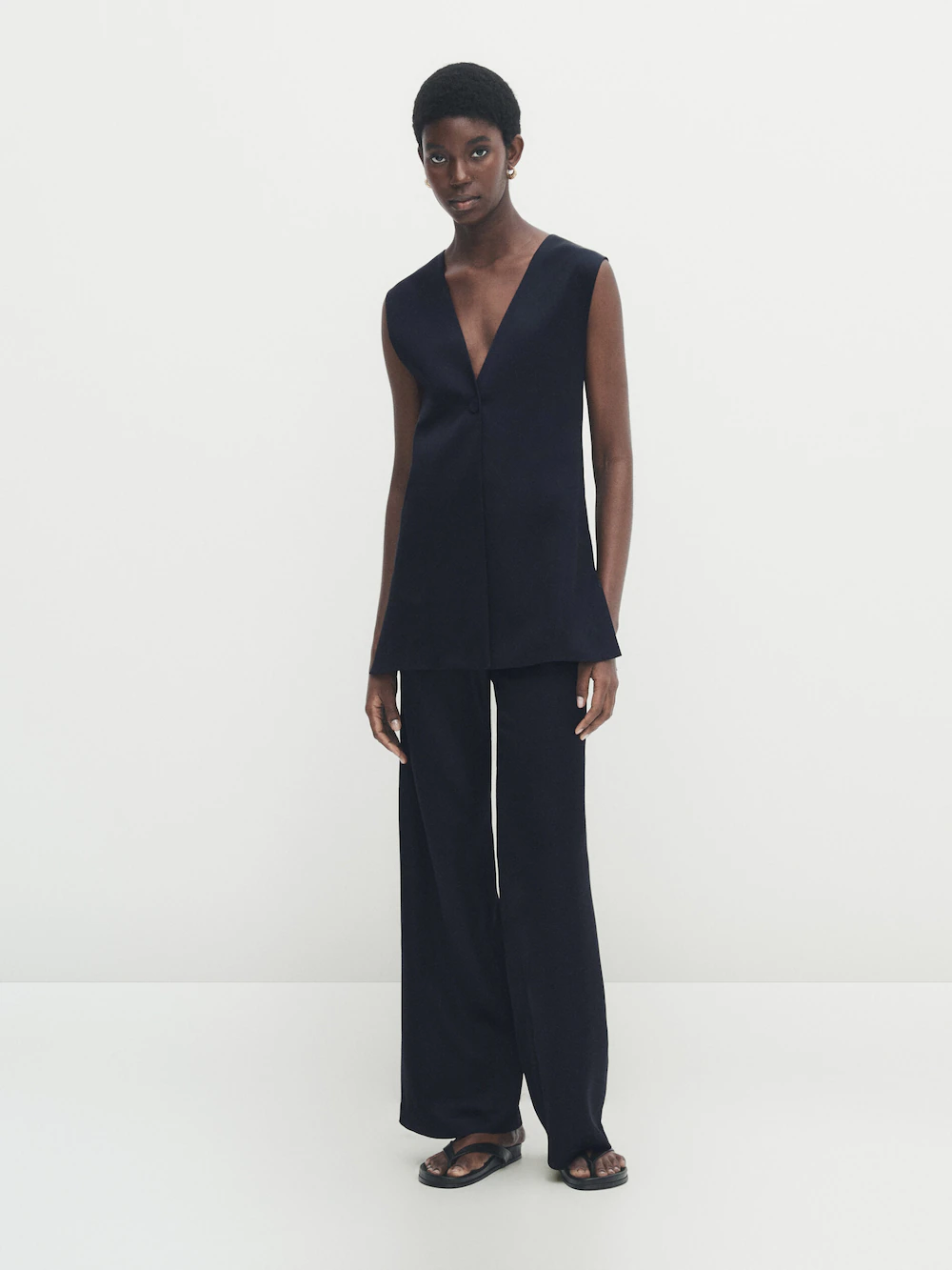 

Темно-синий длинный атласный жилет Massimo Dutti, синий