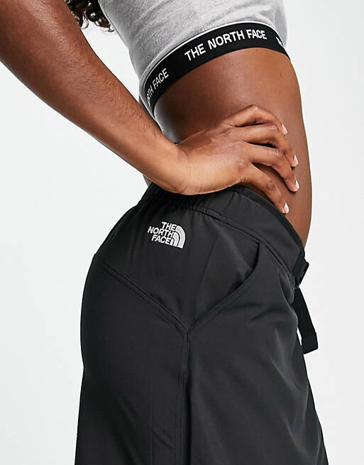 

Черная тканая юбка The North Face — эксклюзивно на ASOS