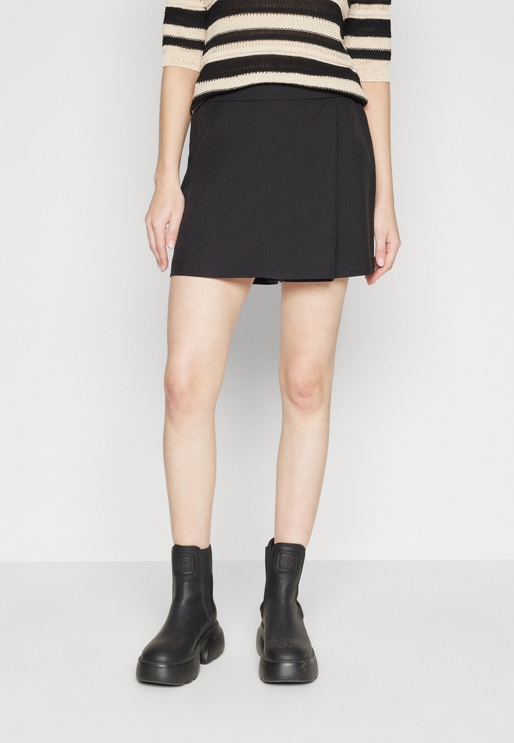 

Шорты ONLDIANE SKORTS ONLY, цвет black