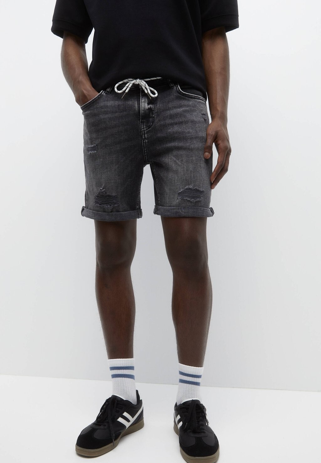

Джинсовые шорты PULL&BEAR