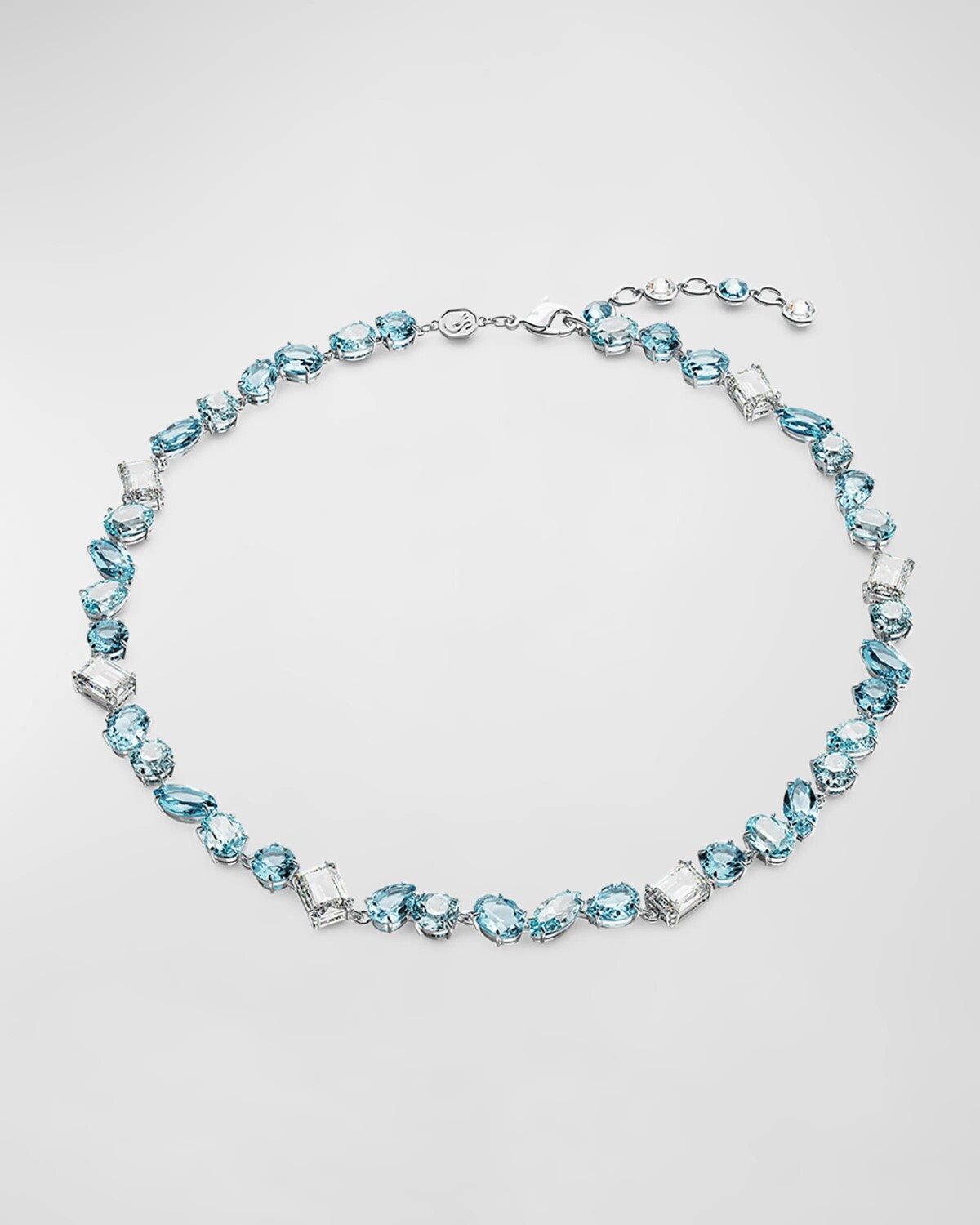 

Колье Gema с родиевым покрытием разной огранки с синими кристаллами SWAROVSKI, цвет Blue