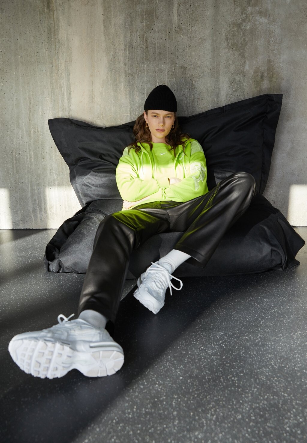

Базовая футболка Nike