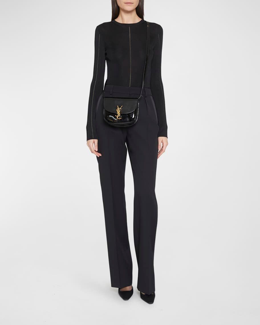 

Маленькая сумка через плечо Kaia YSL из лакированной кожи Saint Laurent