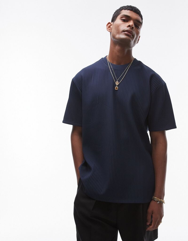 

Темно-синяя плиссированная футболка оверсайз Topman