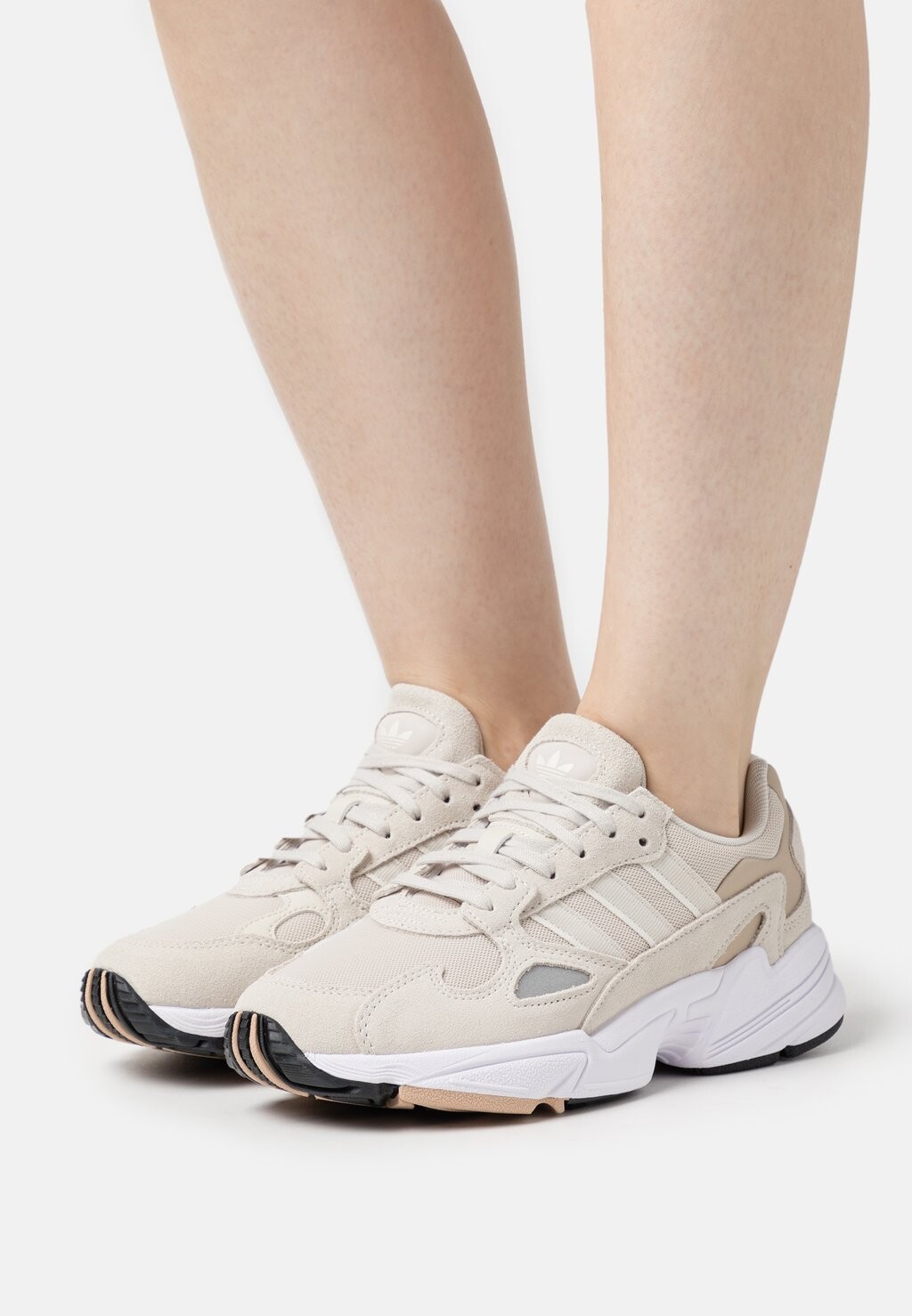 

Кроссовки adidas Originals