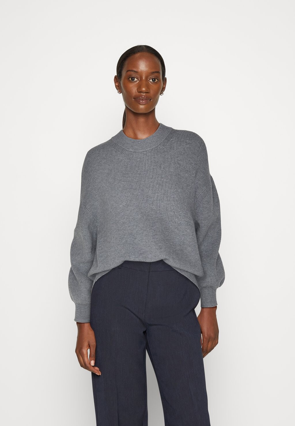 

Свитер Rachelle MSCH Copenhagen, цвет grau