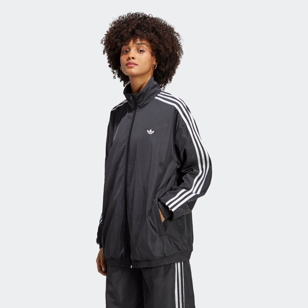 

Куртка Adidas IP7142, черный