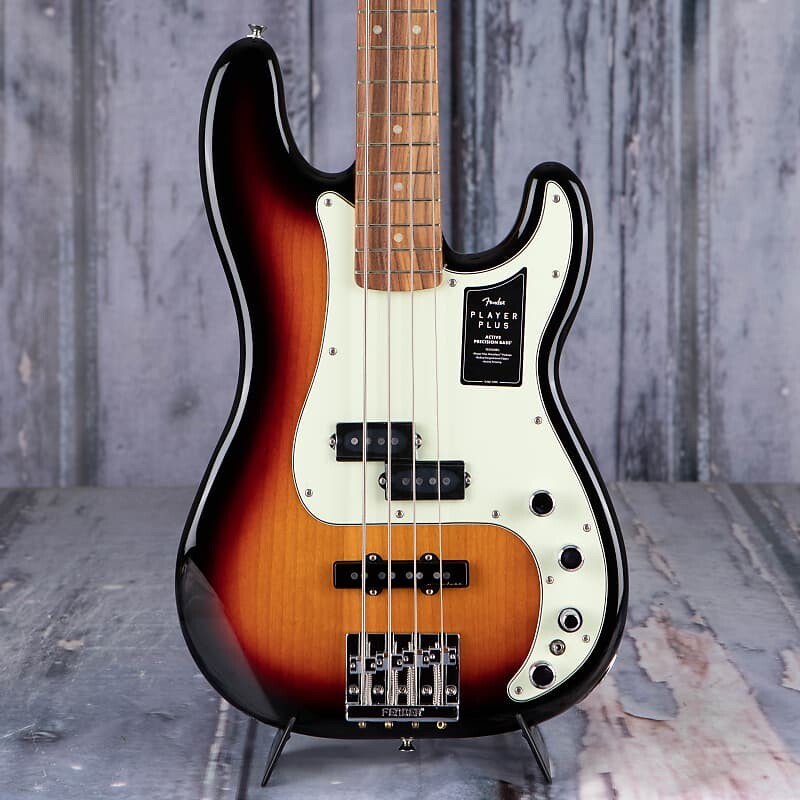 

Басс гитара Fender Player Plus Precision Bass, 3-Color Sunburst