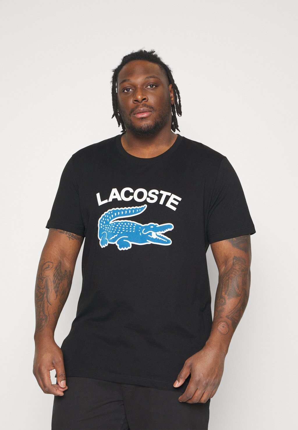 

Футболка с принтом Lacoste, черный