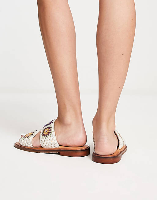 

Разноцветные шлепанцы Free People Juliet, связанные крючком
