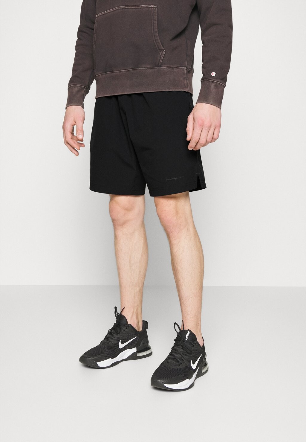

Спортивные шорты Champion
