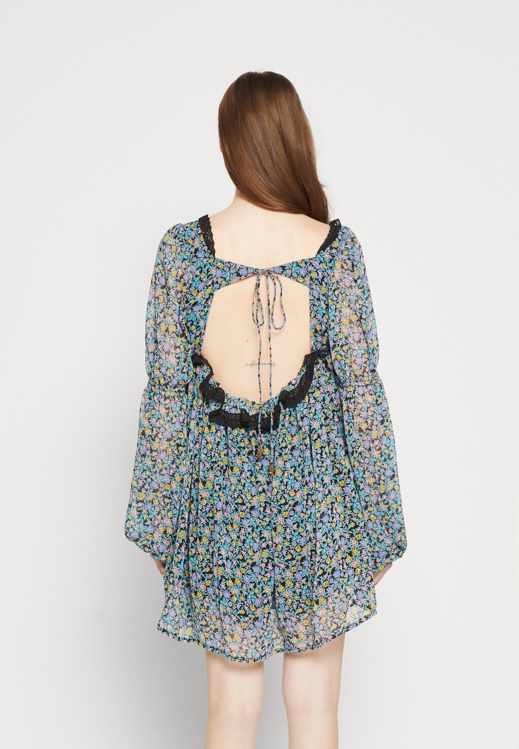 

Повседневное платье Free People, черный