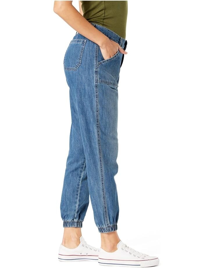 

Джинсы Signature by Levi Strauss & Co. Gold Label Everyday Joggers, цвет Medium Indigo