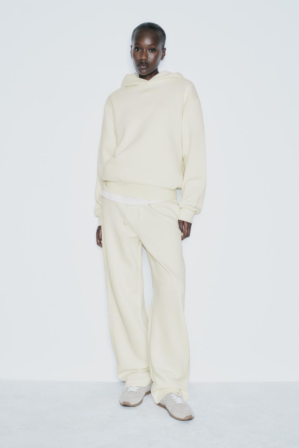 

Плюшевые широкие брюки ZARA, экрю