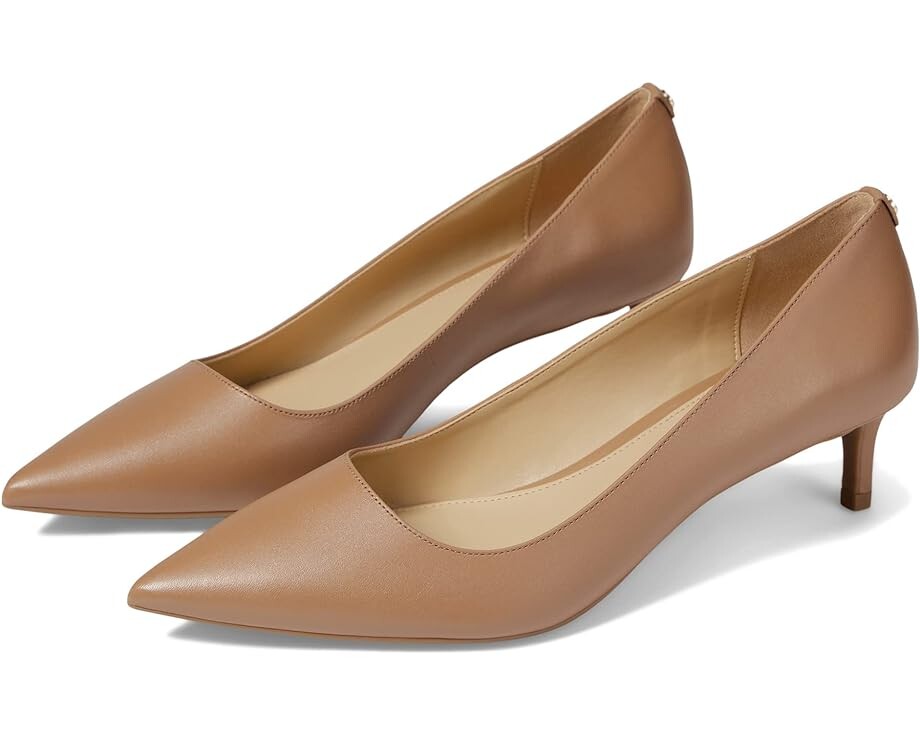 

Туфли Michael Kors Alina Flex Kitten Pump, цвет Cashew