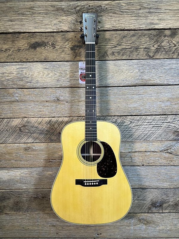 Акустическая гитара Martin D28 w/ Case