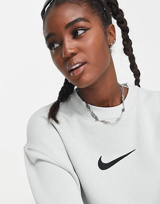 

Серебристый свитшот Nike Midi Swoosh