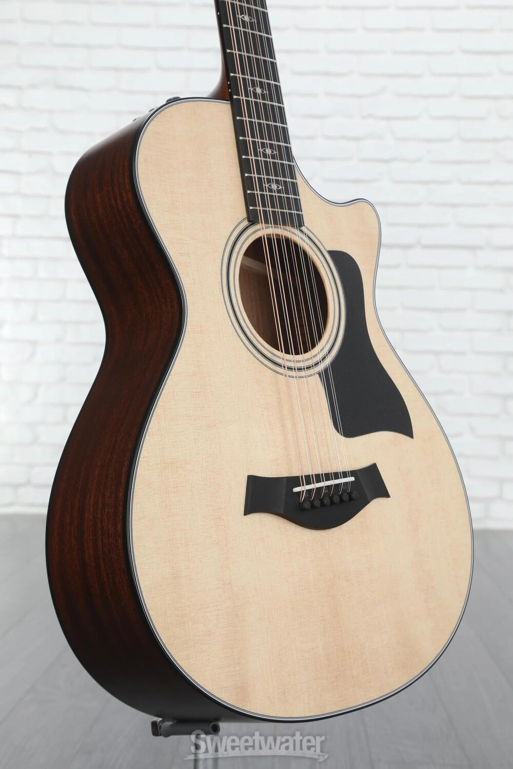 

Taylor 352ce 12-струнная акусто-электрическая гитара - натуральная ель ситкинская
