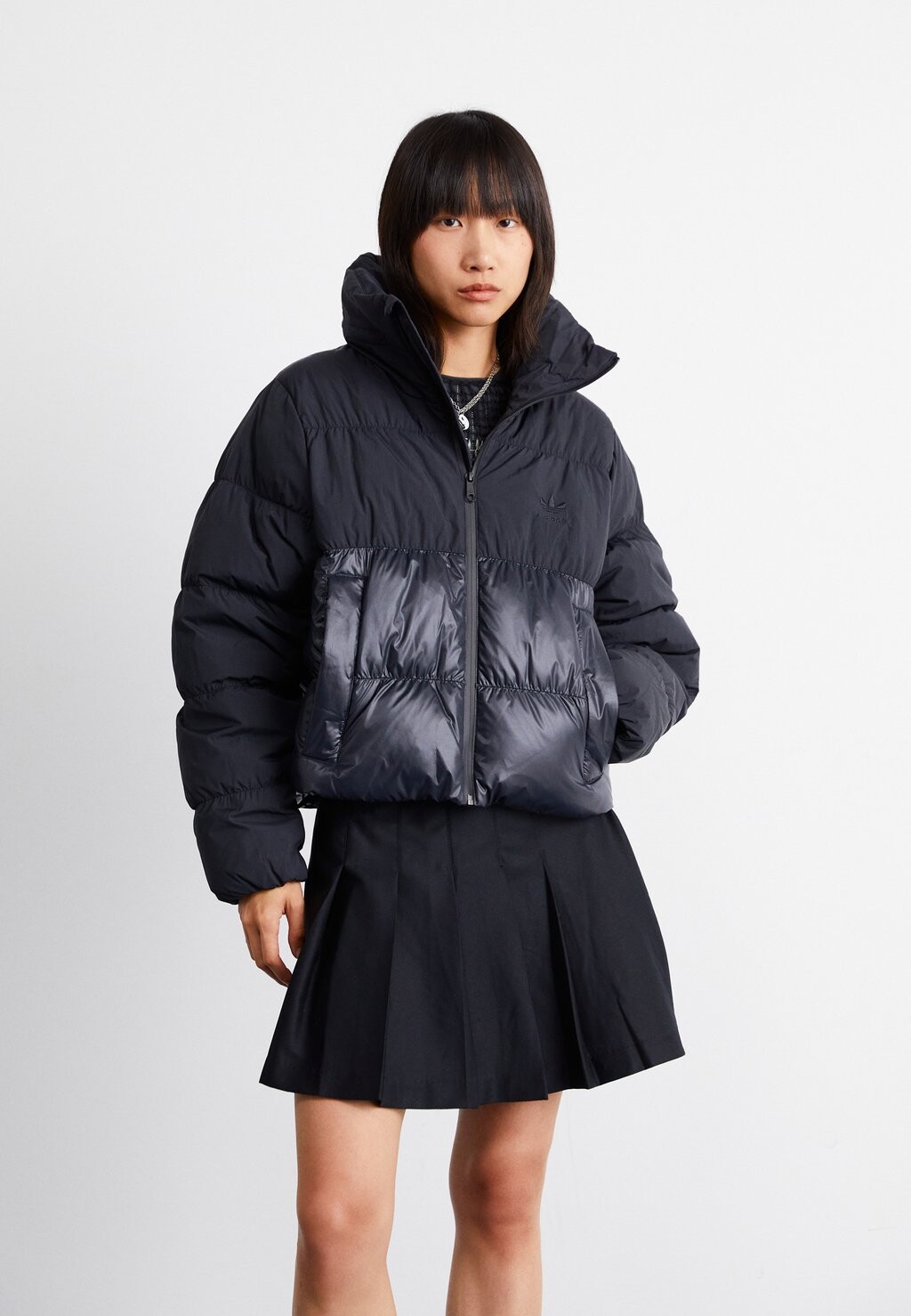 

Куртка adidas Originals REGEN CROP, черный