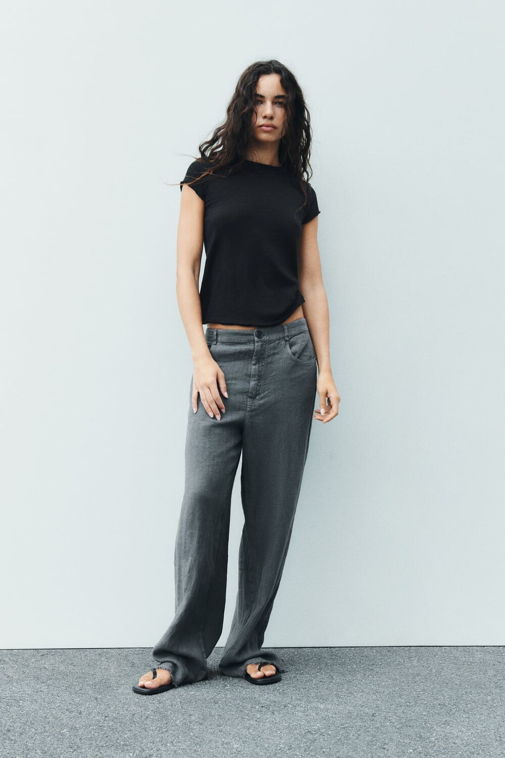 

Хлопковая футболка с двойной акцией ZARA, черный