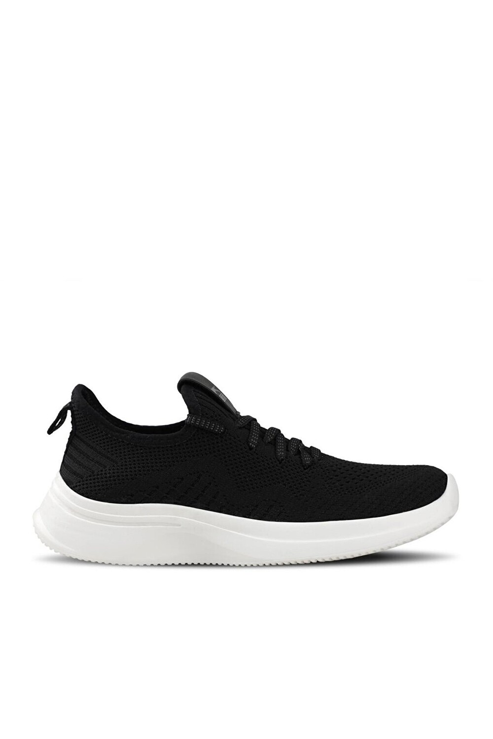

Женские кроссовки ACTON I Sneaker черные SLAZENGER