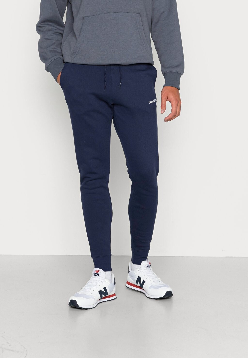 

Спортивные брюки CLASSIC CORE PANT New Balance, пигмент