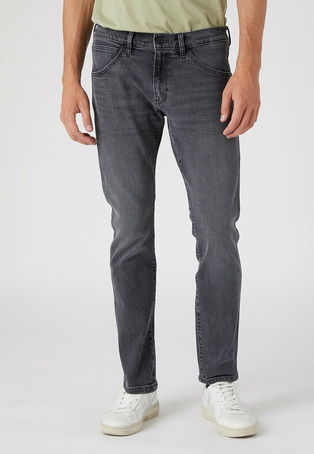 

Джинсы Slim fit Wrangler