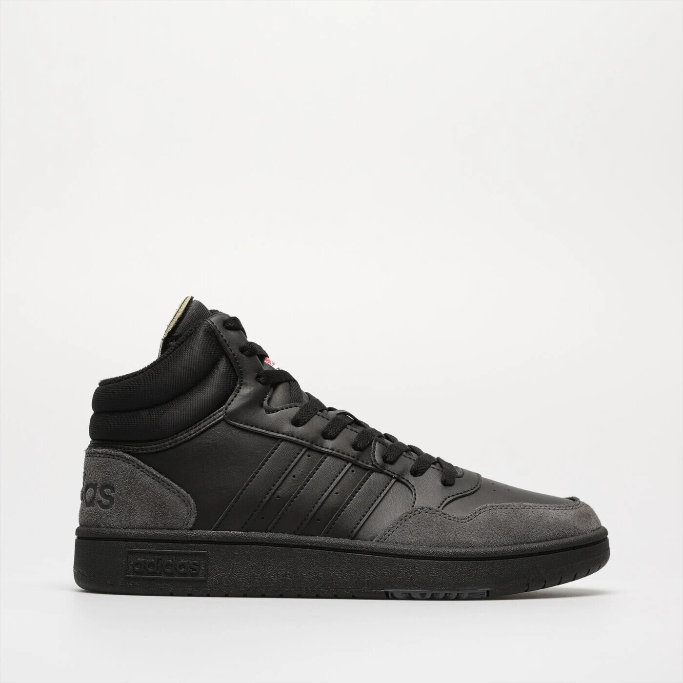 

Кроссовки высокие Adidas Hoops 3.0, черный