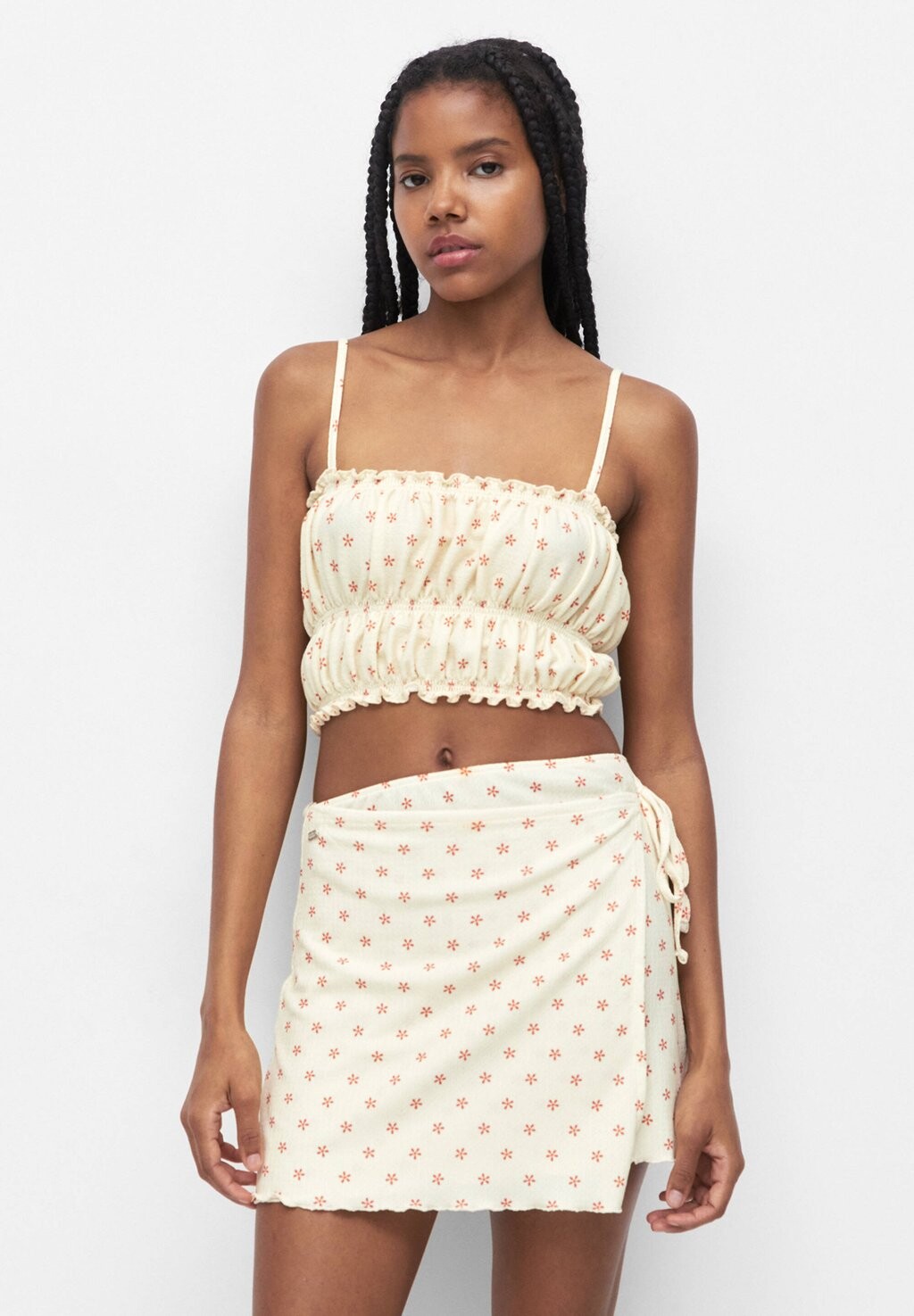 

Топ PULL&BEAR, бежевый