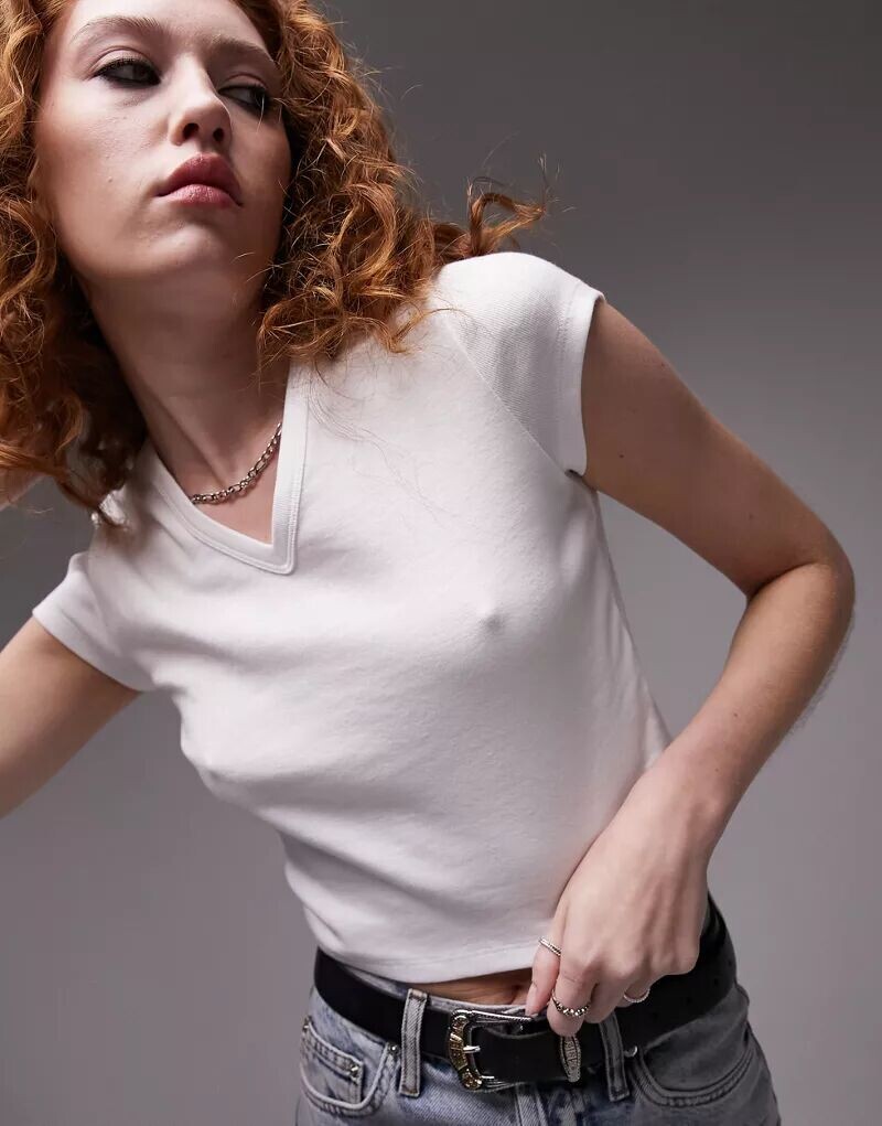 

Белая повседневная футболка с v-образным вырезом Topshop, Серый