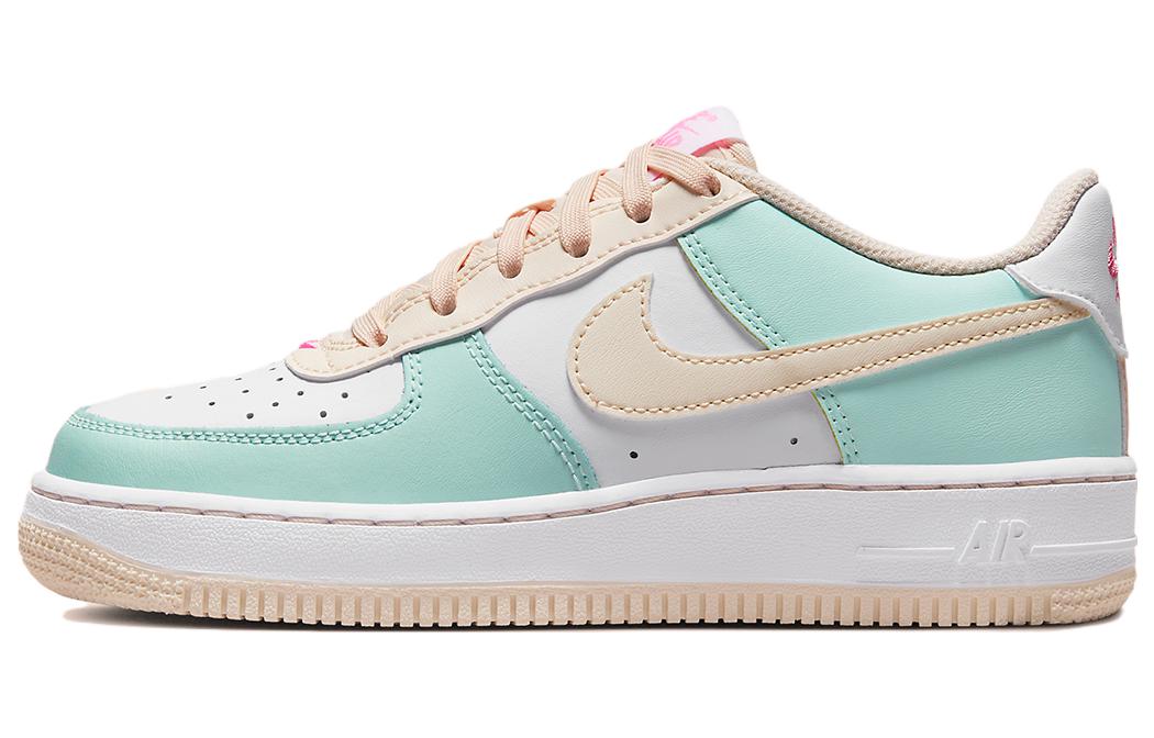 

Кроссовки Nike Air Force 1 Low Skate женские