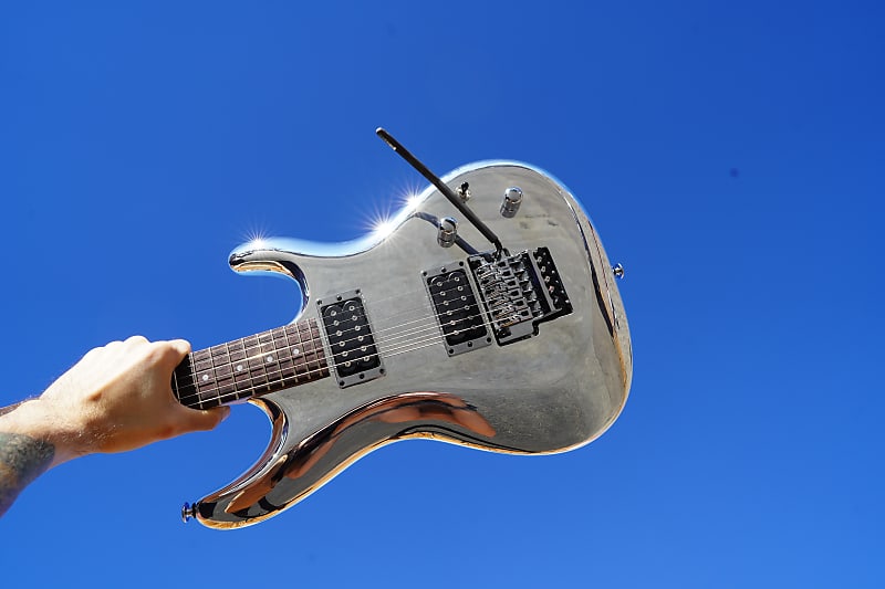 Электрогитара Ibanez Signature Joe Satriani JS3CR Chrome Boy 6-String Electric Guitar w/ Hardshell Case joe satriani