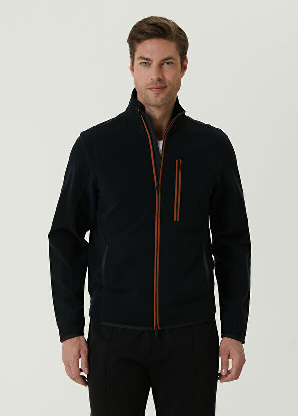 

Черный свитшот с окантовкой Zegna