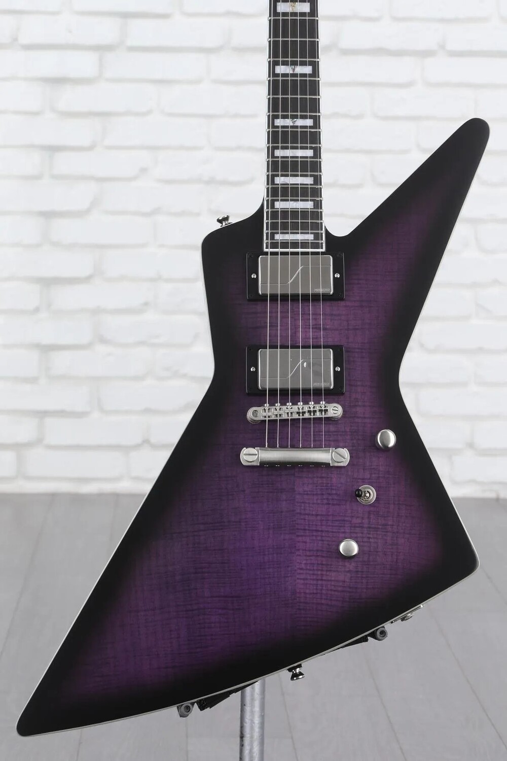 

Электрогитара Epiphone Extura Prophecy - Purple Tiger Aged Gloss