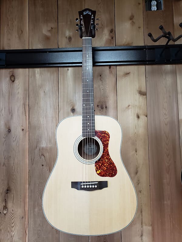

Акустическая гитара Guild Westerly Collection D-240E