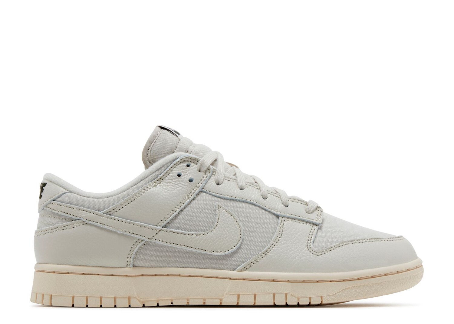 

Кроссовки Nike Dunk Low Premium 'Light Orewood Brown', коричневый