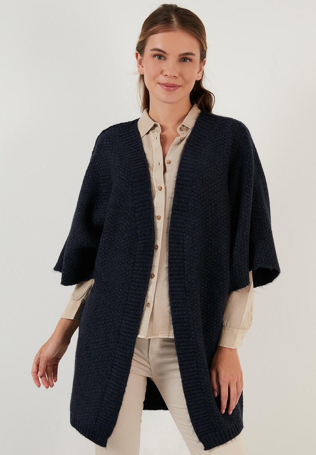 

Кардиган LELA