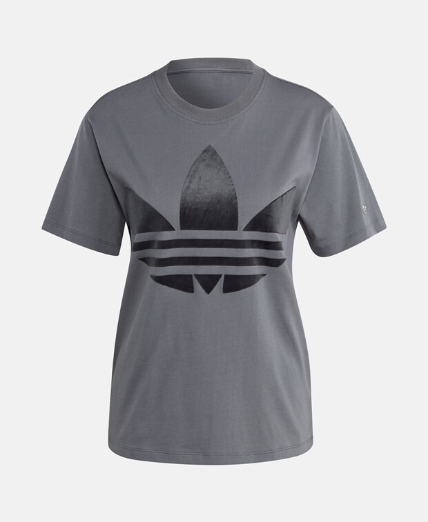 

Футболка adidas, темно-серый