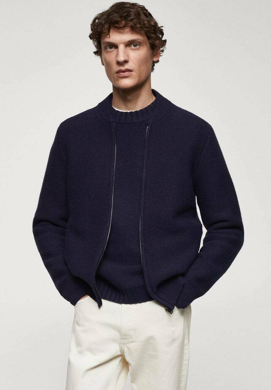

Куртка-бомбер Lotoc Mango, цвет dark navy